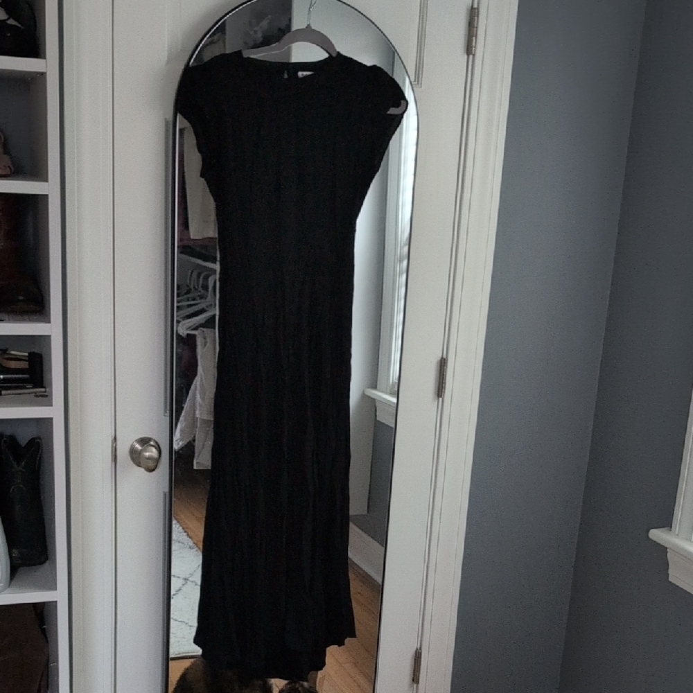 Open Back Black Maxi Dress